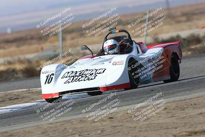 media/Nov-17-2024-CalClub SCCA (Sun) [[5252d9c58e]]/Group 5/Qual (Star Mazda Entrance)/